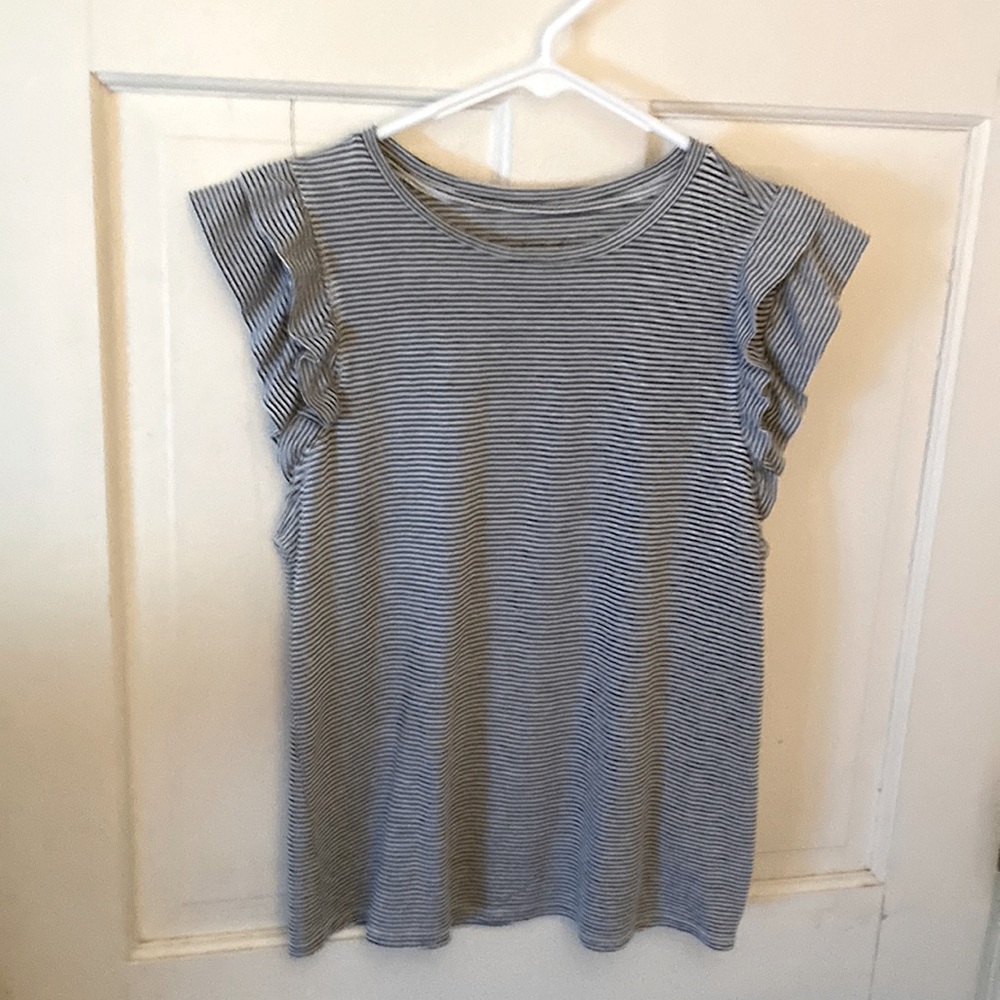 Women’s striped tee. Size S.